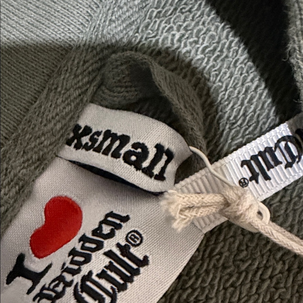 Hidden cult Joggers with Pink Accents XS brand New in pair - Picture 13 of 17